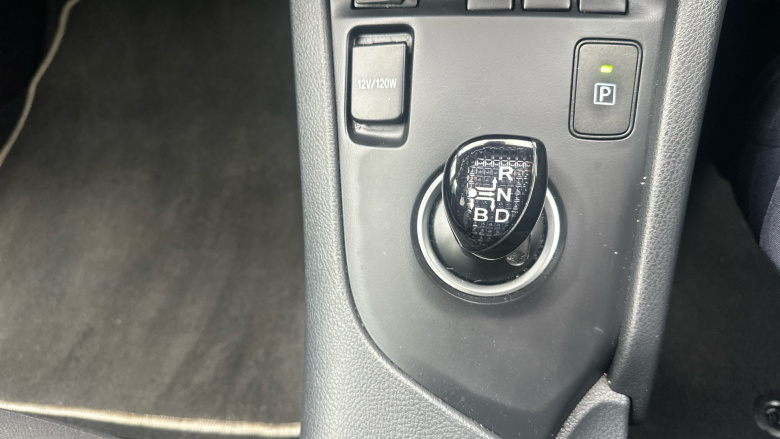 Toyota Auris 1.8 Hybrid Icon Tech TSS 5dr CVT Hybrid Estate